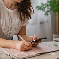 There’s a Simple and Effective Way to Focus and Combat Multitasking: Compartmentalizing Your Tasks 