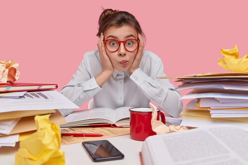 Qué dice la psicología de las personas desordenadas y por qué les cuesta tanto mantener el orden