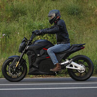 La Alrendo TS Bravo es una moto eléctrica de 78 CV, con 230 km de autonomía y que llegará a Europa por menos de 10.000 euros