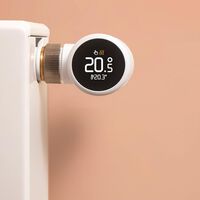 Se conecta al radiador y se controla con el móvil: este termostato nos permite ahorrar en calefacción por menos de lo que crees 