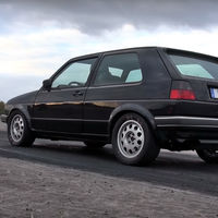 Este brutal Volkswagen Golf II de 1.250 CV puede con cualquier deportivo... y te lo enseña en vídeo
