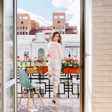 Pepco lanza la mesa plegable más cuca y barata que vas a encontrar: es perfecta para terrazas pequeñas 