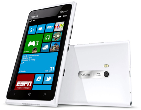 Bloomberg: Nokia presentará sus Windows Phone 8 a comienzos de septiembre