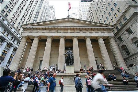 La FED se propone ayudar a los prestatarios