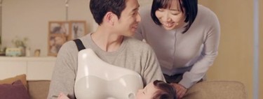 Los japoneses lo han inventado: crean un pecho artificial para que los papás puedan "amamantar" al bebé
