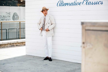 El mejor street-style de la semana se pinta de un sólo color de pies a cabeza este otoño