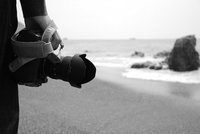 Consejos para cuidar tu cámara de fotos en la playa