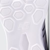 El Corte Inglés liquida en sus rebajas las zapatillas New Balance que necesitamos para salir a correr, por menos de 36 euros