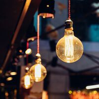 El precio de la luz hoy 17 de septiembre de 2022: estas son las horas más baratas para encender tus electrodomésticos