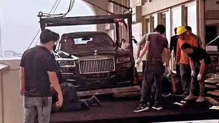 Rolls Royce China Piso 1