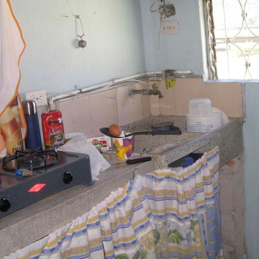 De cocina pequeña sin gracia ni personalidad a espacio armonioso e inspirador con una reforma muy fácil 