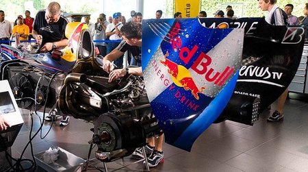 Red Bull duda entre fabricar sus propios motores o esperar a Volkswagen