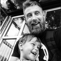 Un padre comparte las 10 cosas más importantes que aprendió, un año después de perder a su hijo 