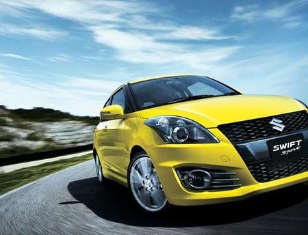 Suzuki recibe trofeo por su sitio web