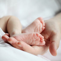 Sanidad financiará el medicamento más caro del mundo para niños con atrofia muscular espinal 