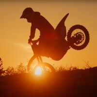 Disfruta: aquí van 7 minutos de motocross freestyle en estado puro, con Axell Hodges y buena música