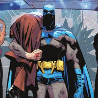 Batman ha descubierto que existe una sociedad secreta de mayordomos que lleva décadas a su servicio y que entrena a sus sucesores