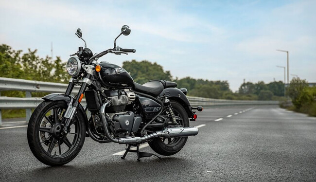 Royal Enfield Super Meteor 650 1 2023