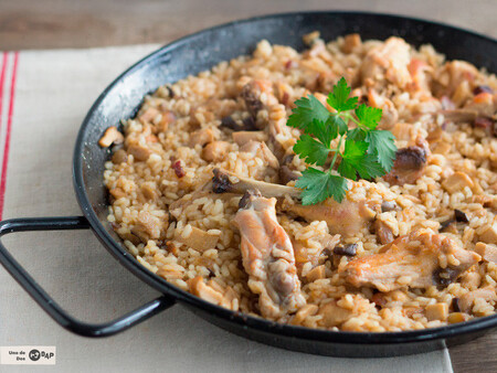 Arroz con conejo, pollo y verduras: receta tradicional y deliciosa
