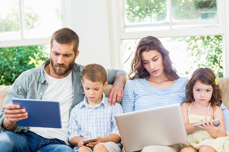 La fibra más rápida llega a 25 millones de hogares: comparamos las tarifas con 1.000 Mbps de Movistar, Vodafone, Orange y Yoigo