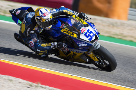 Andrea Locatelli ya atisba el mundial de Supersport tras su octava victoria consecutiva