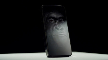 Corning Gorilla Glass 4 se ríe de las caídas