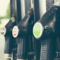 La subida del impuesto al diésel, de nuevo sobre la mesa: el Gobierno reabre la posibilidad en su Plan enviado a Bruselas