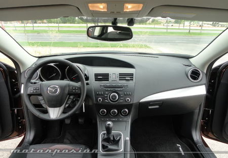Mazda3 1.6 CRTD 115 cv, interior