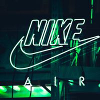 El Corte Inglés rebaja en su outlet las sudaderas Nike más cómodas del momento con hasta un 40% de descuento 