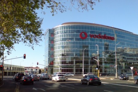 Vodafone: los gobiernos tienen acceso directo a tus conversaciones y queremos que esto termine