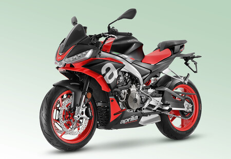 La Aprilia Tuono 660 ha llegado: toda la filosofía deportiva de la RS 660, ahora en formato naked con 95 CV