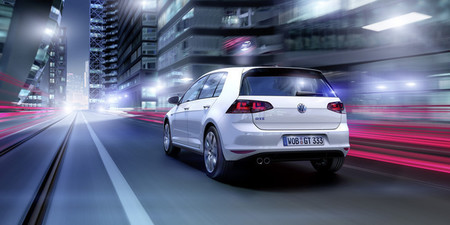 Volkswagen Golf GTE parte trasera