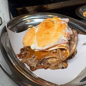 Esta es la taquería en CDMX que tiene un bar secreto: qué pedir y cómo llegar