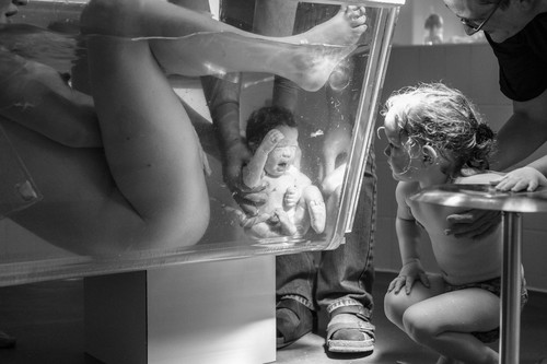 Impresionantes fotografías que reflejan la belleza del embarazo, el nacimiento y el postparto