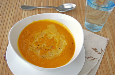 Receta de crema fría de zanahoria y naranja con nata sin lactosa