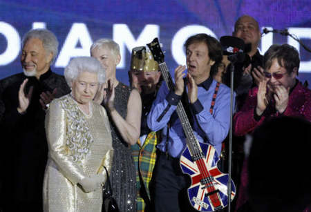 God Save Our Queen... y se fueron de concierto