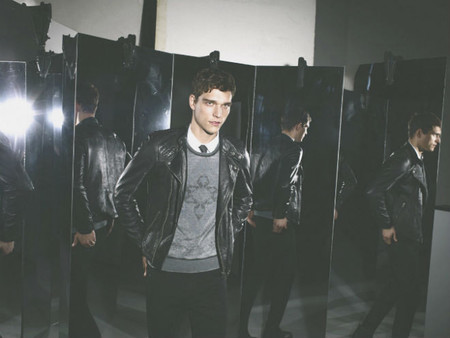 'Reflections', el lookbook navideño menos navideño de Pull & Bear