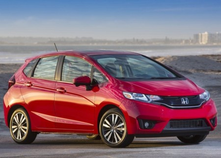 Honda Fit 2015 800x600 Wallpaper 03
