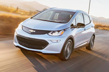 LG reanuda la producción de baterías para el Chevrolet Bolt y promete que ya no habrá incendios