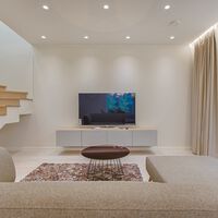 Samsung la vuelve a liar con otro de sus packs locos: una smart TV OLED de 55” y el reloj inteligente Galaxy Watch5 Pro 