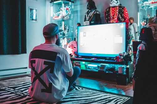 Esto es lo que le pasa a tu cerebro cuando decides que quedarte despierto hasta las 5 de la mañana jugando a Crimson Desert es una buena idea 