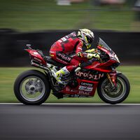 El WSBK vuelve a frenar a Álvaro Bautista: La Ducati Panigale V4 R tendrá otras 250 rpm menos en Imola 