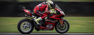 El WSBK vuelve a frenar a Álvaro Bautista: La Ducati Panigale V4 R tendrá otras 250 rpm menos en Imola 