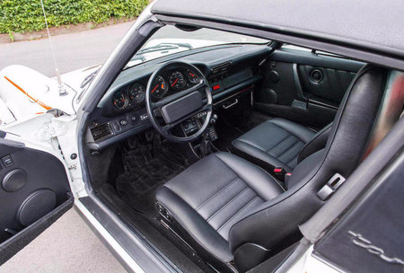 Rijkspolitie Porsche 911 Carrera 3.2 Targa