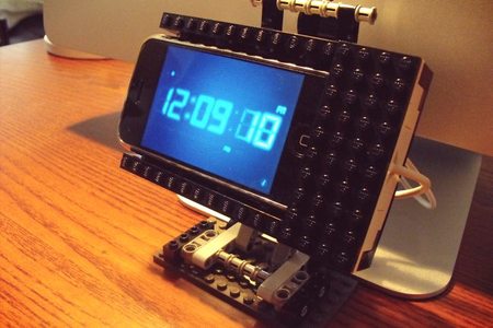 Si tienes Lego, tienes un dock para tu móvil