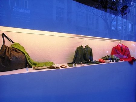 Ligera mejoría de la actividad comercial en abril