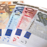 ¿Qué te parece la idea de eliminar todo el dinero en efectivo? La pregunta de la semana 