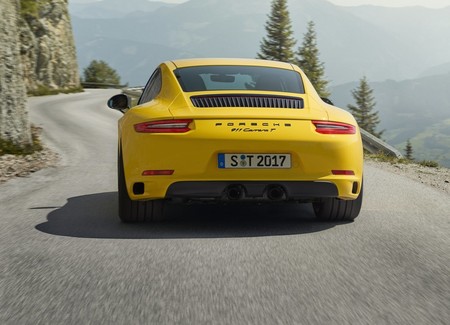 Porsche 911 Carrera T 8
