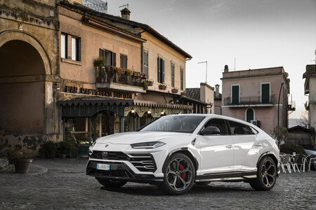Lamborghini Urus 1