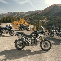 Renovación total para la Triumph Tiger 1200: más potencia, 25 kg menos y un radar para la mayor ofensiva a la BMW R 1250 GS